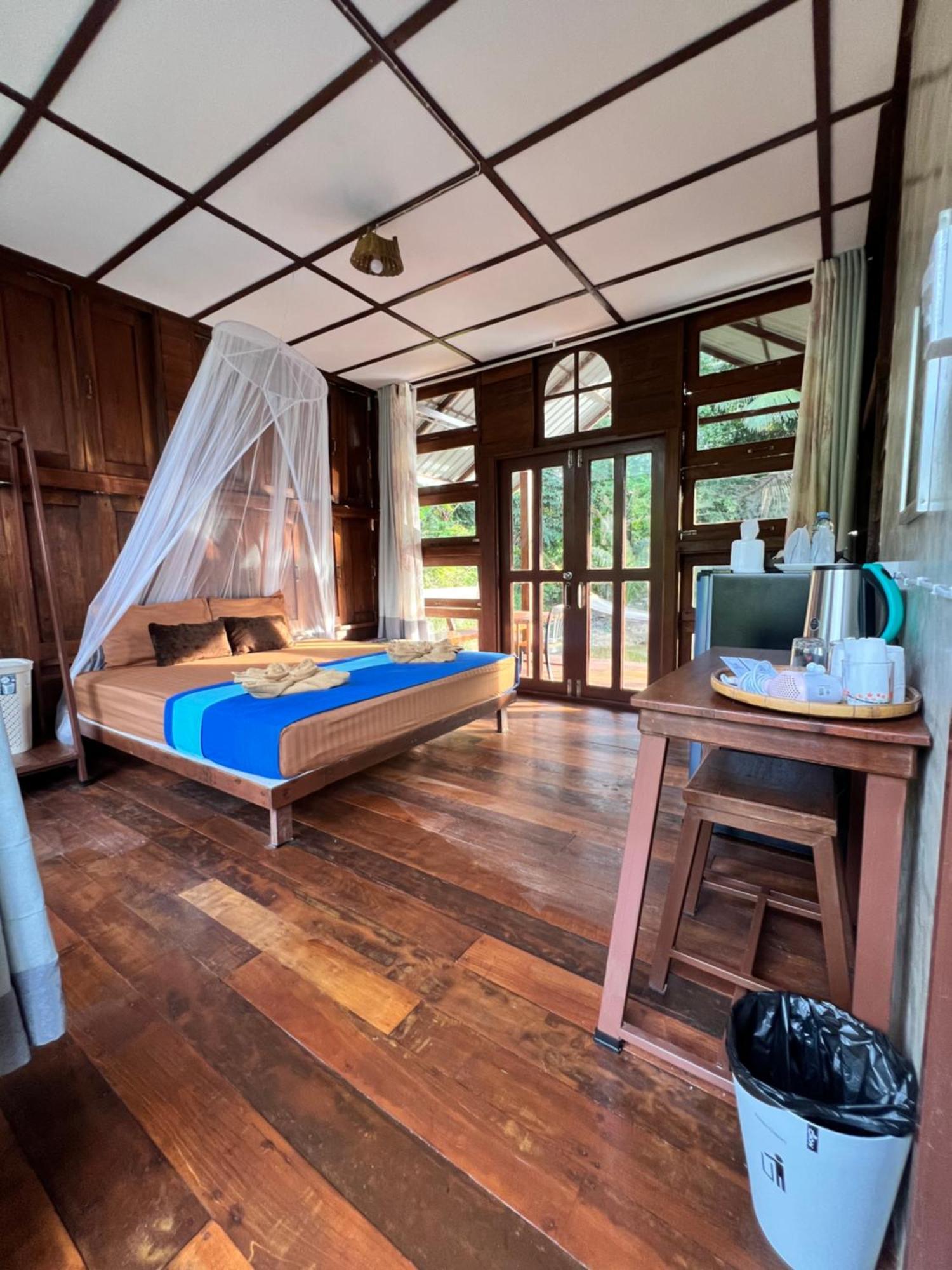 Phayam Valley Homestay Koh Phayam Extérieur photo